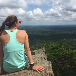 Meet Your Posher, Lauren!